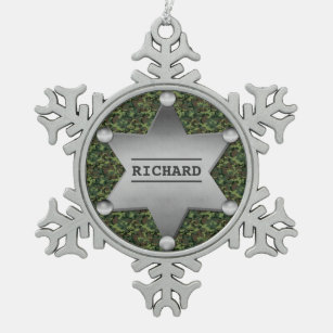 Green Camouflage Muster Sheriff Name Abzeichen Schneeflocken Zinn-Ornament