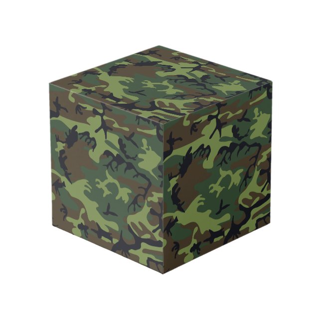 Green Camouflage Pattern, militärisches Muster, Ar Würfel (Vorderseite Schrägansicht)
