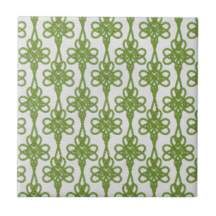 Green Celtic Knot Design in White Keramik Tile Fliese