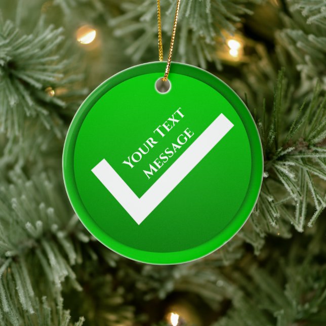 Green Checkmark Symbol Weihnachten Keramik Ornament (Baum)