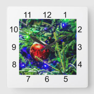 Green Christmas Tree Red Ball Quadratische Wanduhr