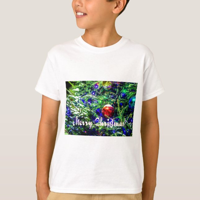 Green Christmas Tree Red Ball T-Shirt (Vorderseite)