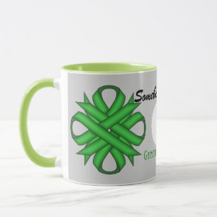 Green Clover Ribbon Tmpl von Kenneth Yoncich Tasse