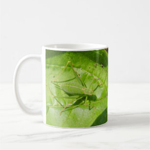 Green Cricket Camouflage Bug Tasse
