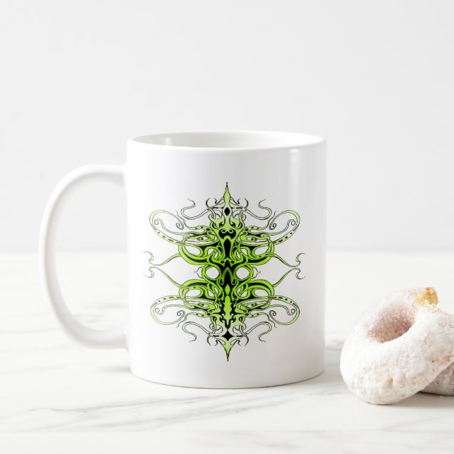 Green Custom Tribal Tattoo Design Kaffeetasse (Mit Donut)