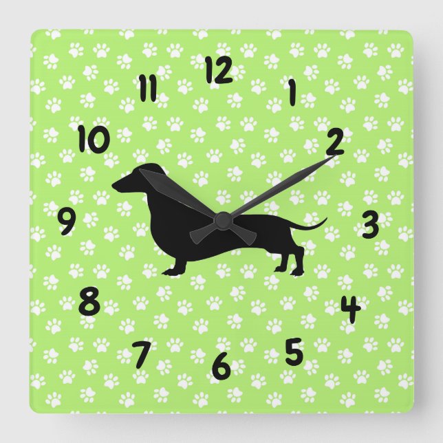 Green Dachshund Wall Clock Quadratische Wanduhr (Vorderseite)