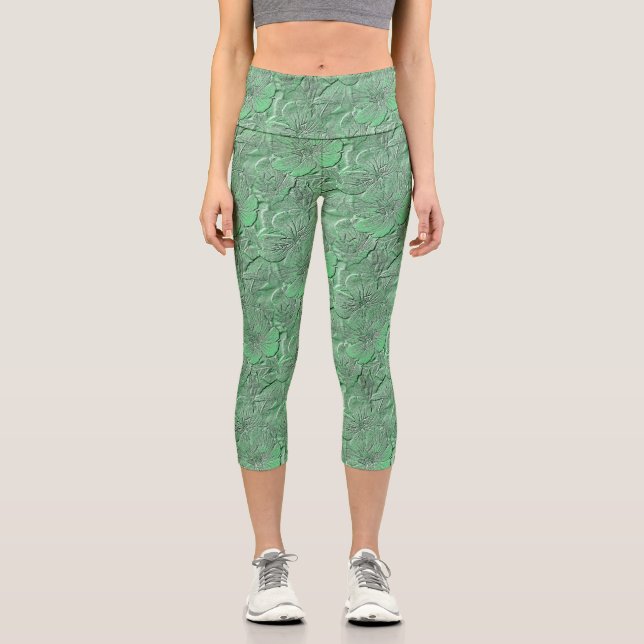 Green Daisy Blume Naturkunstmuster Capri Leggings (Vorderseite)