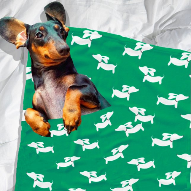 Green Dancing Dackeln Fleece Blanket Design (Wiener dog mom gift - cozy doxie blanket)