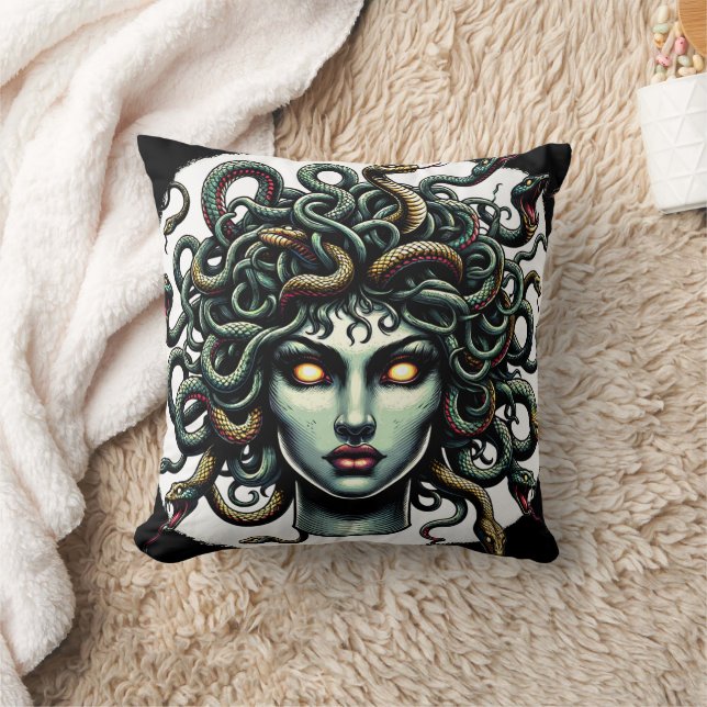 Green Gazing Medusa Kopf voller Schlangen Kissen (Decke)