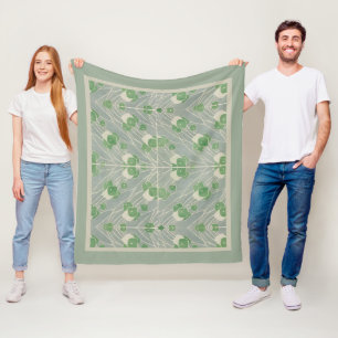 Green Geometric 1915 Hannah Borger Overbeck Fleecedecke