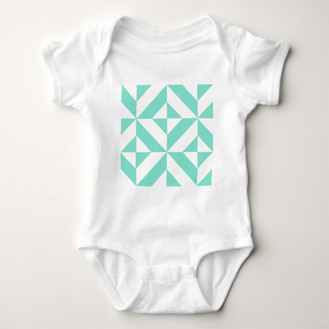 Green Geometric Deko Cube Muster Baby Strampler (Vorderseite)