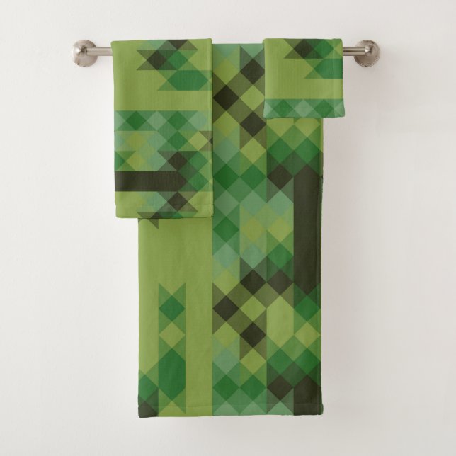 green geometric pattern badhandtuch set (Insitu)