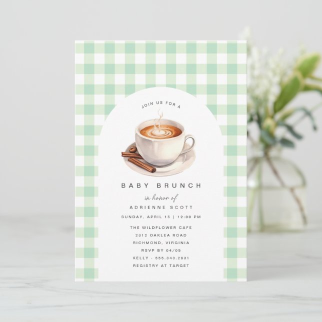 Green Gingham Coffee | Neutraler Baby-Duschbrunch Einladung (Stehend Vorderseite)