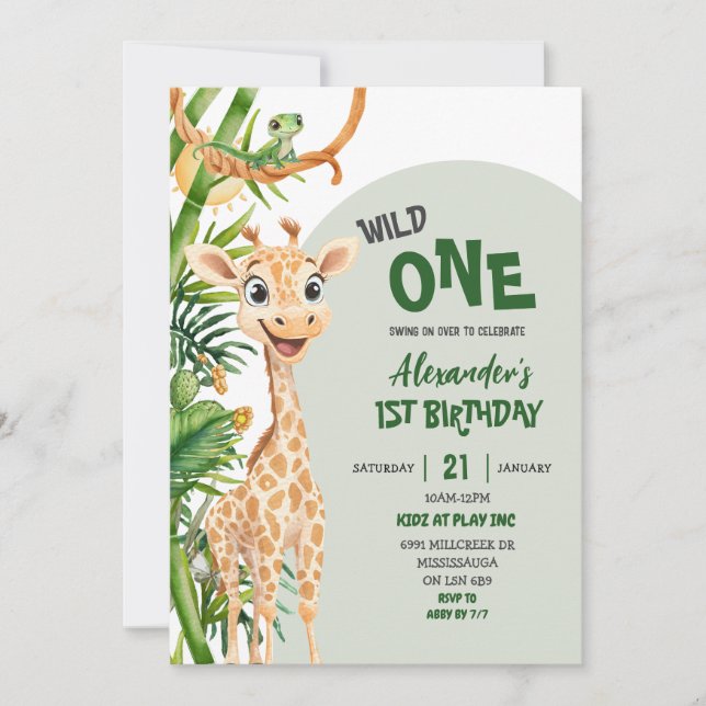 Green Giraffe Wild One Safari First Birthday Einladung (Vorderseite)