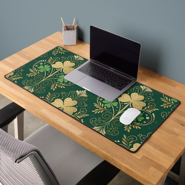 GREEN & GOLD IRISH SHAMROCKS AND FLOURISHES SCHREIBTISCHUNTERLAGE (Büro 2)