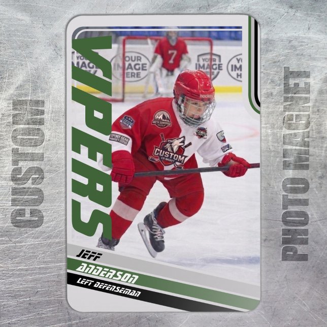 Green Ice Hockey Trading Card Magnet (Ice Hockey Trading Card Magnet: Dynamic design for young fans! Perfect souvenir. )