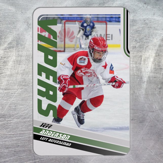 Green Ice Hockey Trading Card Magnet (Ice Hockey Trading Card Magnet: Dynamic design for young fans! Perfect souvenir. )
