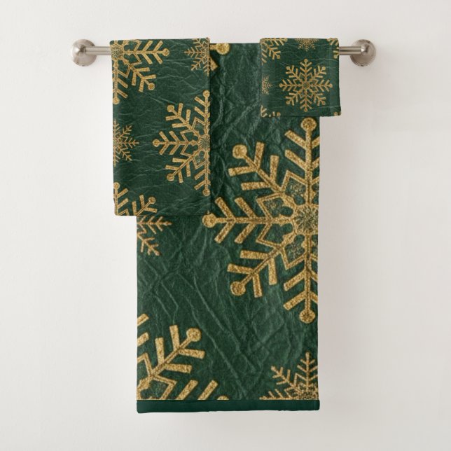 Green Leather Tooled with Gold Snowflakes Initials Badhandtuch Set (Insitu)