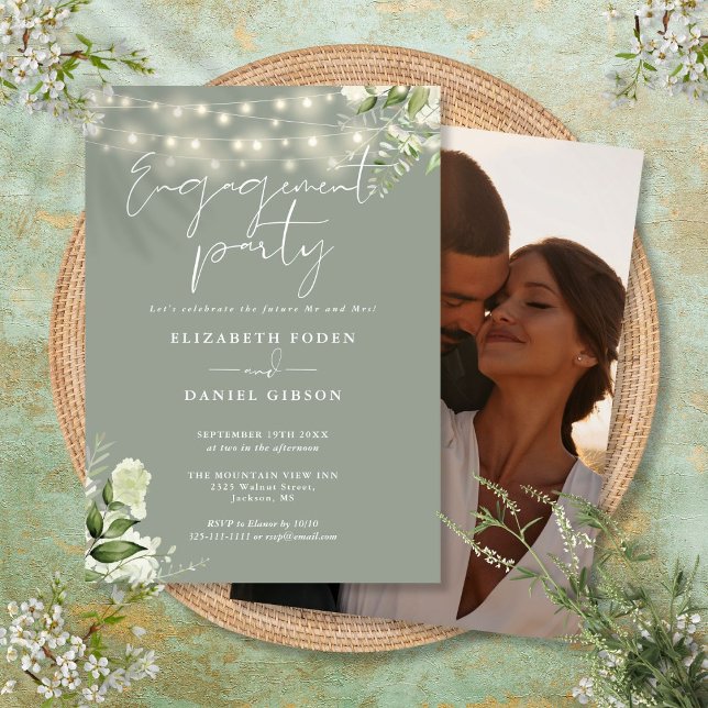Green Lights Sage Green Foto Engagement Party Einladung (Greenery Lights Sage Green Photo Engagement Party Invitation)