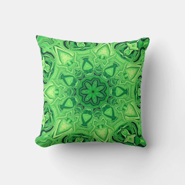 Green Mandala Throw Kissen (Vorderseite)