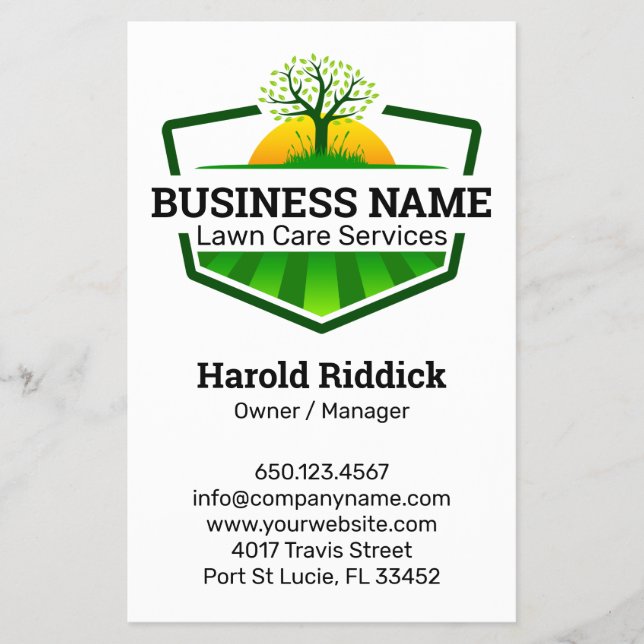 Green Modern Landscaping Lawn Care Logo Flyer (Vorne)