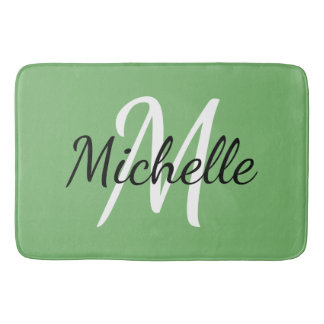 Green Monogram Add your name Simple Modern Trendy Badematte