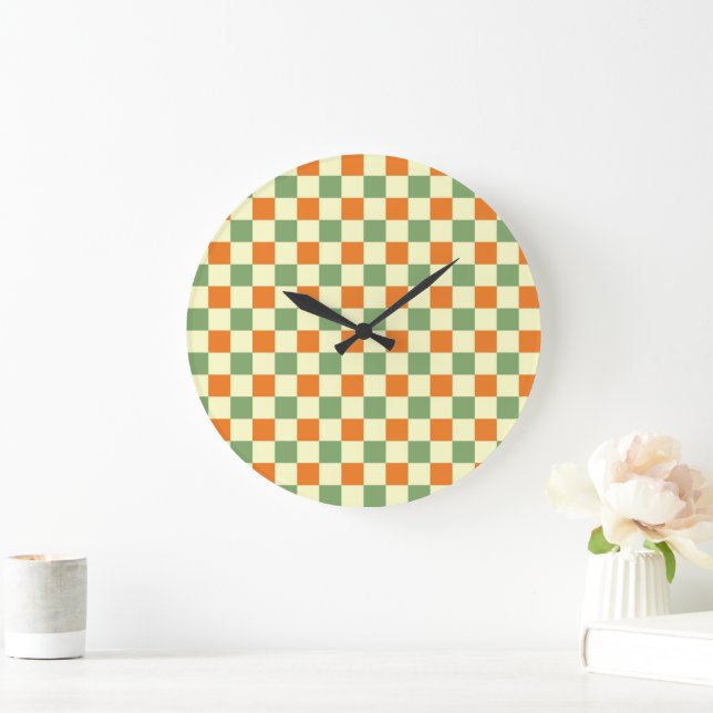Green Orange Brown Checkered Gingham Pattern Große Wanduhr (Zuhause)