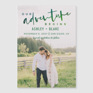 Green Our Adventure fängt Foto Save the Date an Magnetkarte
