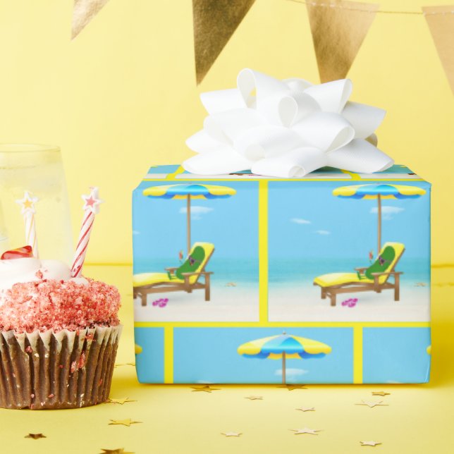 Green Pickle on Beach Chair Geschenkpapier (Geburtstagsparty)