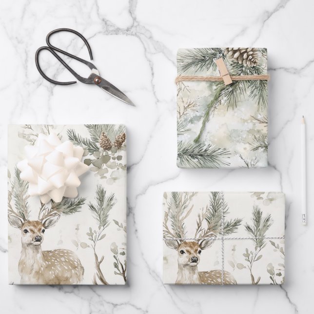 Green Pine Cones Deer Christmas Geschenkpapier Set (Vorderseite)
