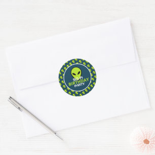 Green Sci-fi-Alien, Geburtstag Runder Aufkleber