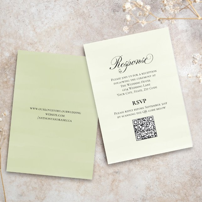 Green Script Wedding QR Code RSVP Elegant  Begleitkarte (Elegant greenery script RSVP with QR code for easy online guest responses.)