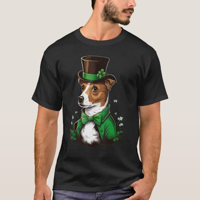 Green shamrock on St Patricks Day Jack Russell Ter T-Shirt (Vorderseite)