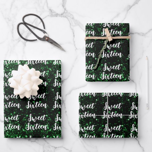 Green sparkles Sweet 16 elegant script pattern Geschenkpapier Set (Vorderseite)