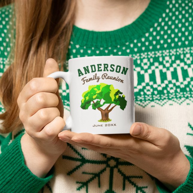 Green Tree Individuelle Name Family Wiedersehen Kaffeetasse (Von Creator hochgeladen)