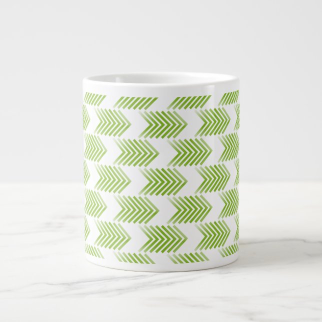 Green Tribal Arrow Muster Jumbo-Tasse (Vorderseite)