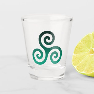 Green Triskele Schnapsglas