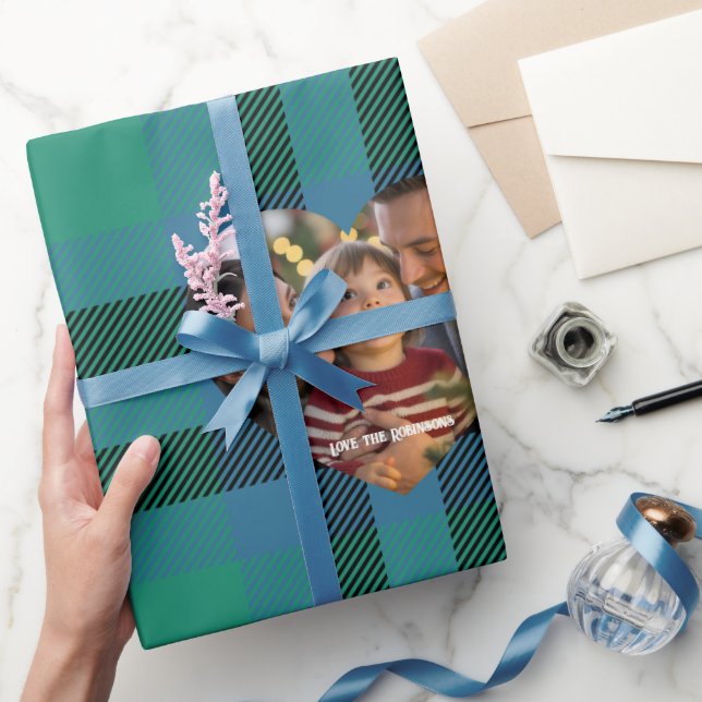 Green und Blue Classic Tartan Weihnachts-Foto Geschenkpapier (Schenken)