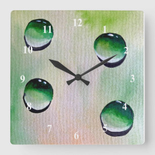 Green water drops art quadratische wanduhr