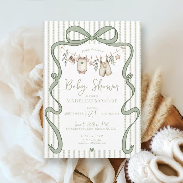 Green Watercolor Bow Clothesline Boy Baby Dusche Einladung (Sage green whimsical bow frame gender neutral boy watercolor baby clothesline shower invitation)