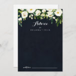 Green White Floral Royal Blue Calligraphy Wedding Hinweiskarte<br><div class="desc">Diese grüne weiße, blumenblaue kalligraphische Hochzeitsratenkarte ist ideal für eine rustikale Hochzeit. Das Design zeichnet sich durch elegante Aquarellbäume mit grünem Blattwerk in dunkelblauem Hintergrund aus. Diese Karten sind ideal für Hochzeiten, Brautparty, Babydusche, Graduiertenfest u.v.m. Personalisieren Sie die Karten mit den Namen der Braut und Bräutigam, den Eltern, die Sie...</div>