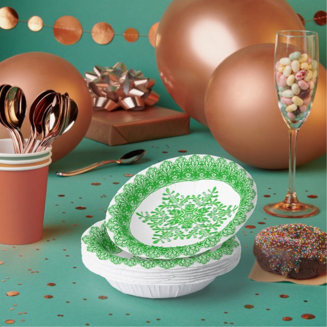 Green Winter Snowflake Lace Edge Pappteller (Multi)