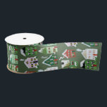 Green Winter Village Houses Christmas Satin Ribbon Satinband<br><div class="desc">Dieses reizende Urlaubsband zeigt Aquarellbilder von Winterhäusern auf Piniengrün. Passendes Geschenkpapier erhältlich.</div>
