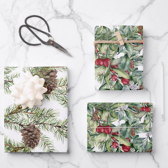 Greenery Pine Cones Red Berry Geschenkpapier Set (Vorderseite)