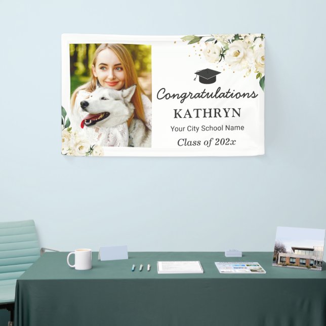 Greenery White Floral Graduation Party Grad Foto Banner (Messeveranstaltung)