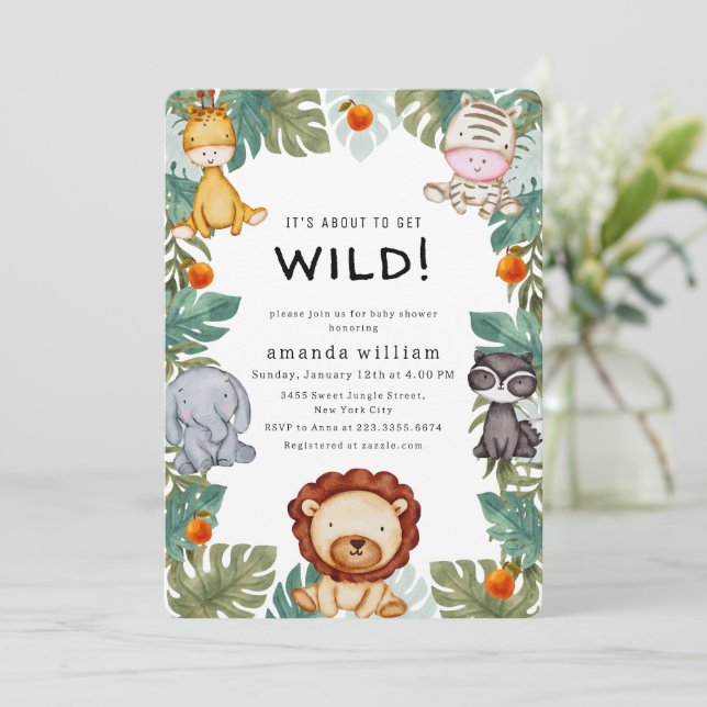 Greenery Wild Forest Sarafi Animals Baby Shower Einladung (Stehend Vorderseite)