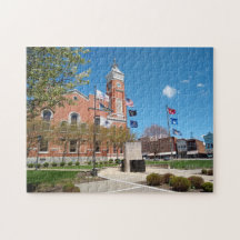 Greensburg Indiana Courthouse Puzzle im Springtime