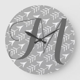 Grey and White Arrows with Monogram Große Wanduhr