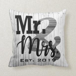 Grey Imitats Wood Mr. und Mrs. Wedding Pillow Kissen