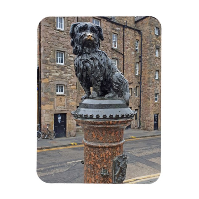 Greyfriars Bobby Statue in Edinburgh Magnet (Vertikal)